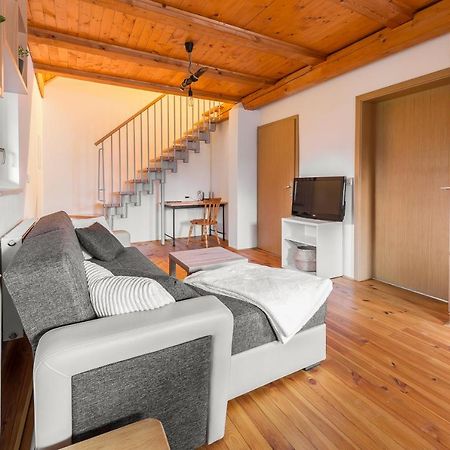 Svisla Apartment Kranj Luaran gambar