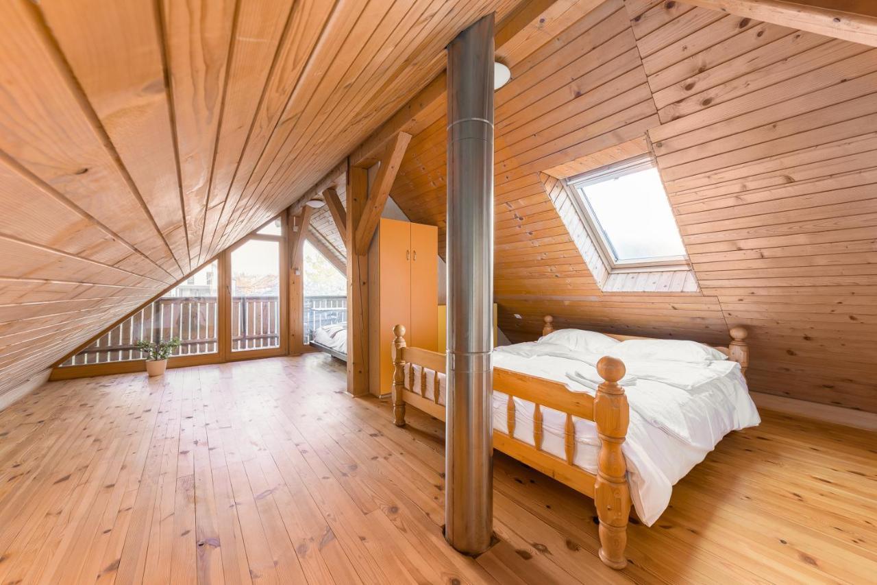 Svisla Apartment Kranj Luaran gambar