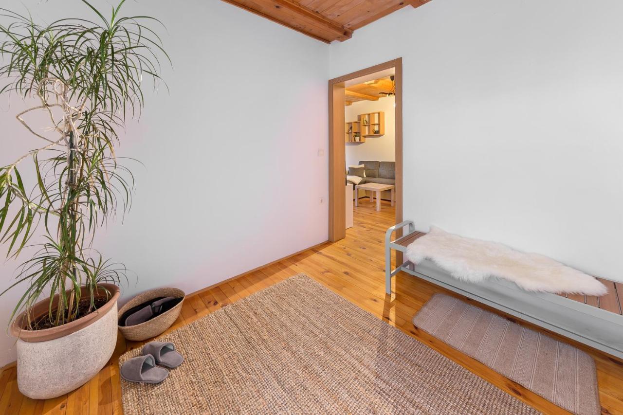 Svisla Apartment Kranj Luaran gambar