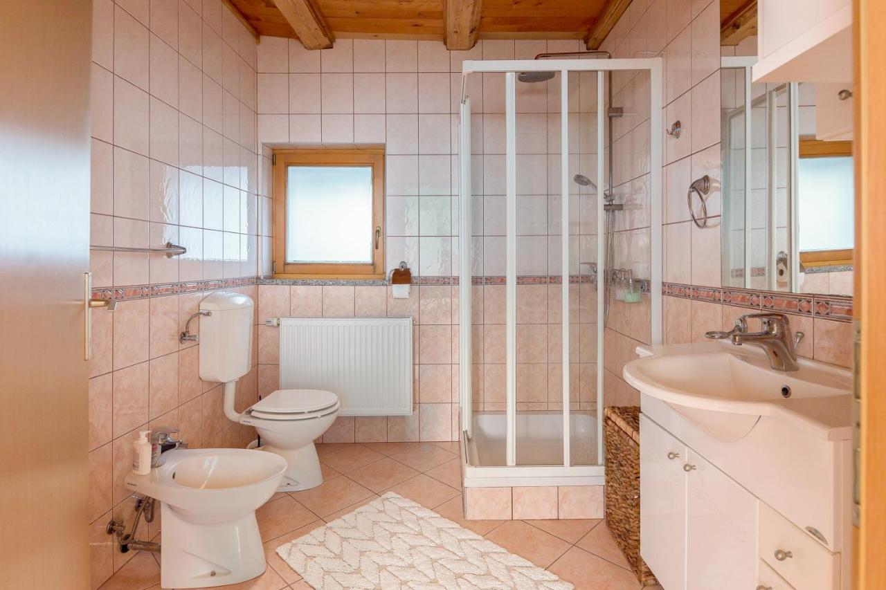 Svisla Apartment Kranj Luaran gambar